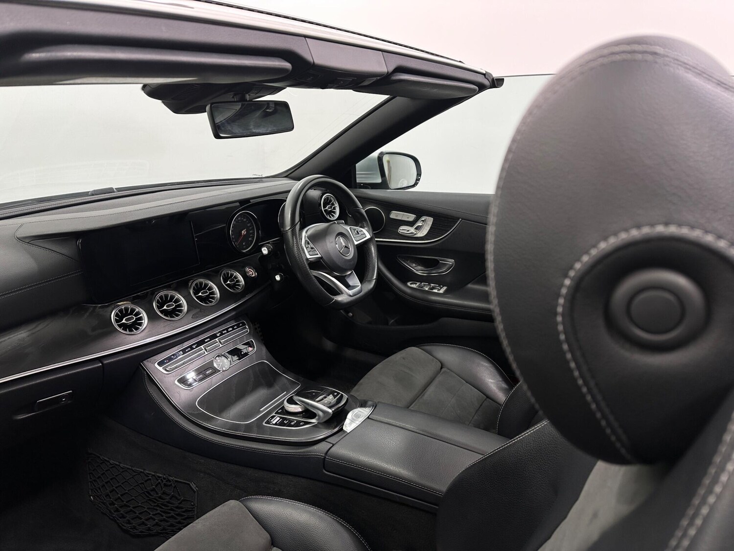 Used Mercedes-Benz E Class for sale - 77808273: Photo 31