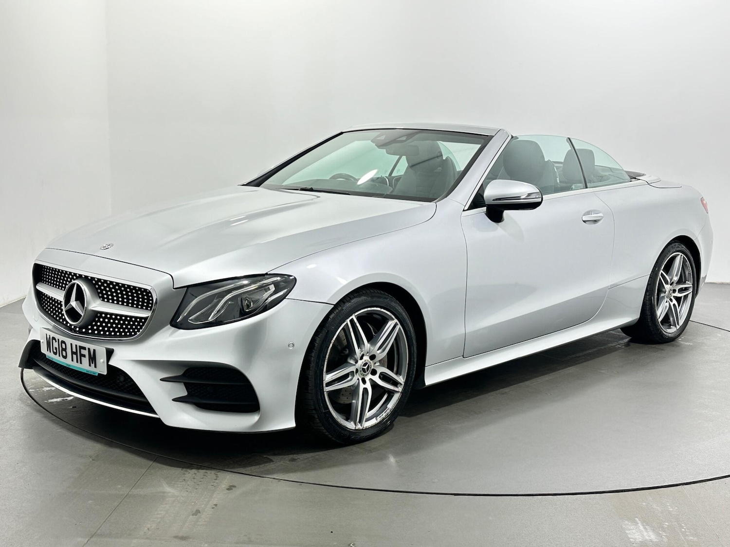 Used Mercedes-Benz E Class for sale - 77808273: Photo 4