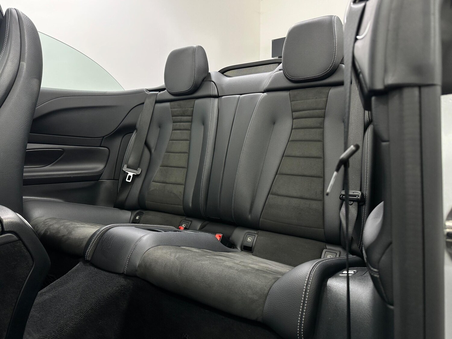 Used Mercedes-Benz E Class for sale - 77808273: Photo 40