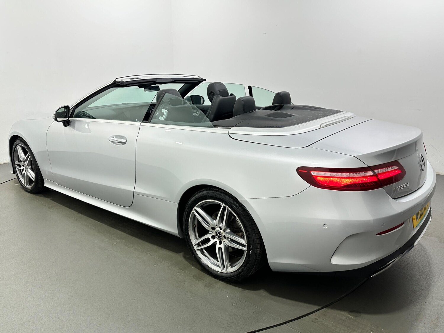 Used Mercedes-Benz E Class for sale - 77808273: Photo 49