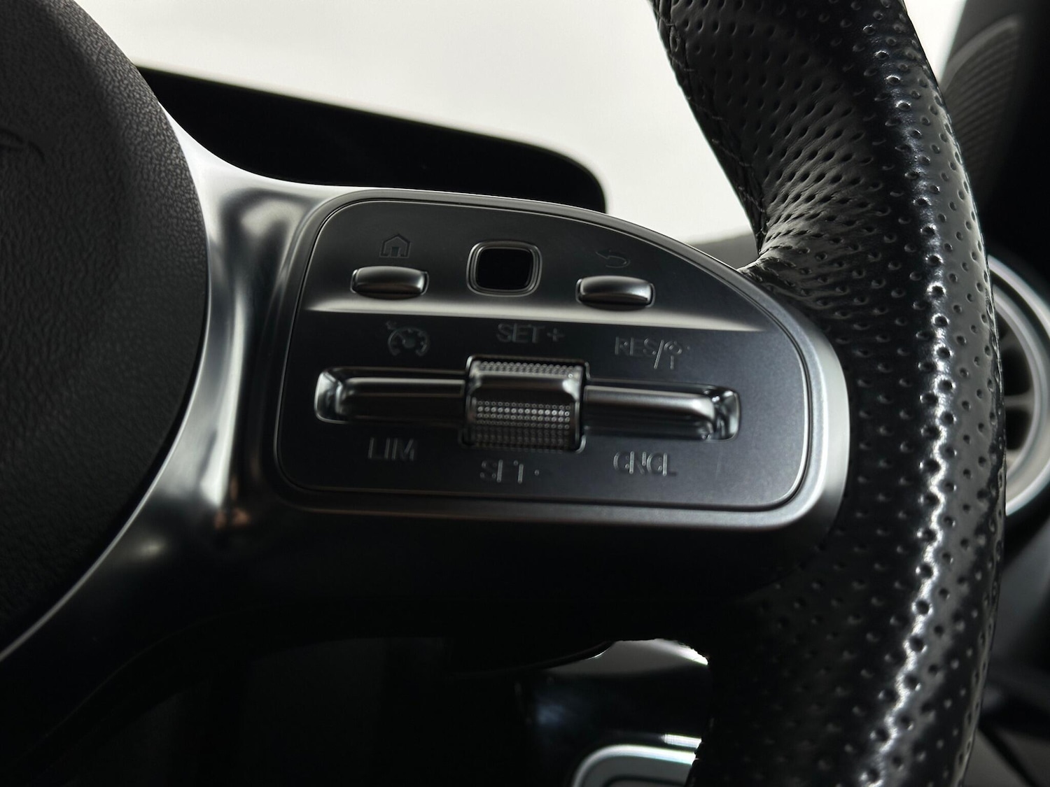 Used Mercedes-Benz CLA 2021 for sale - 76878506: Photo 15