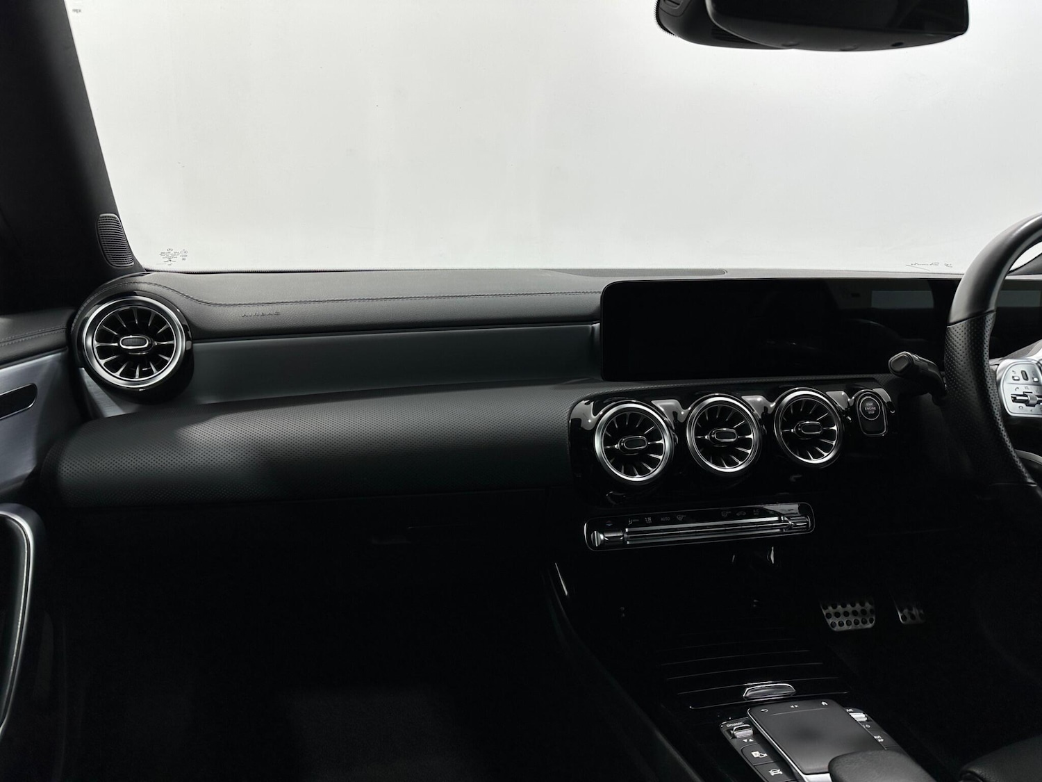 Used Mercedes-Benz CLA 2021 for sale - 76878506: Photo 29