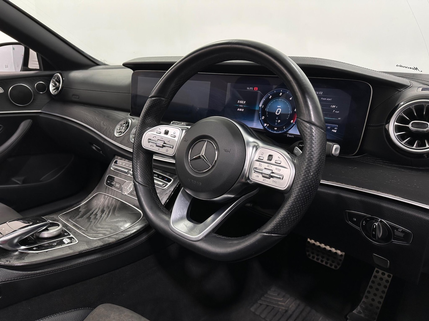 Used Mercedes-Benz E Class 2019 for sale - 76879010: Photo 10