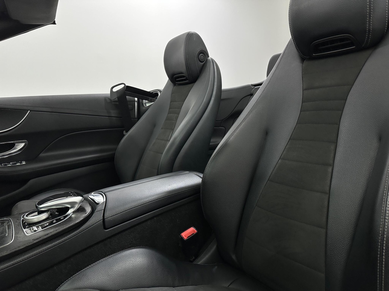 Used Mercedes-Benz E Class 2019 for sale - 76879010: Photo 35