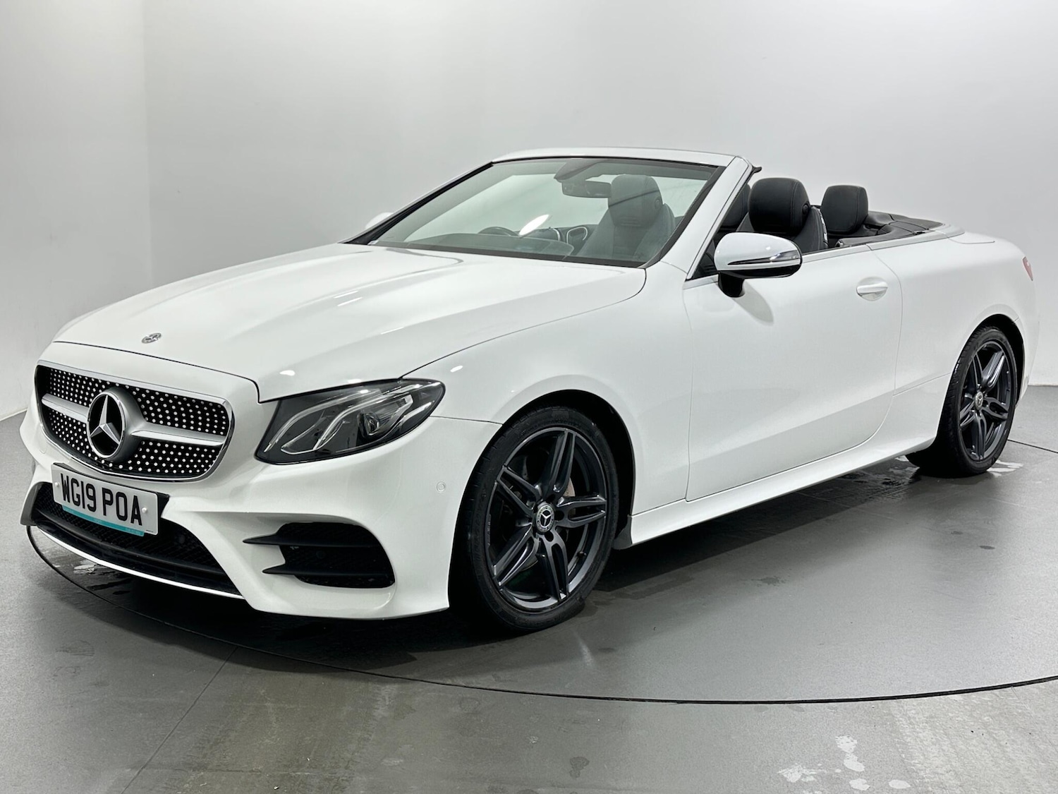 Used Mercedes-Benz E Class 2019 for sale - 76879010: Photo 4
