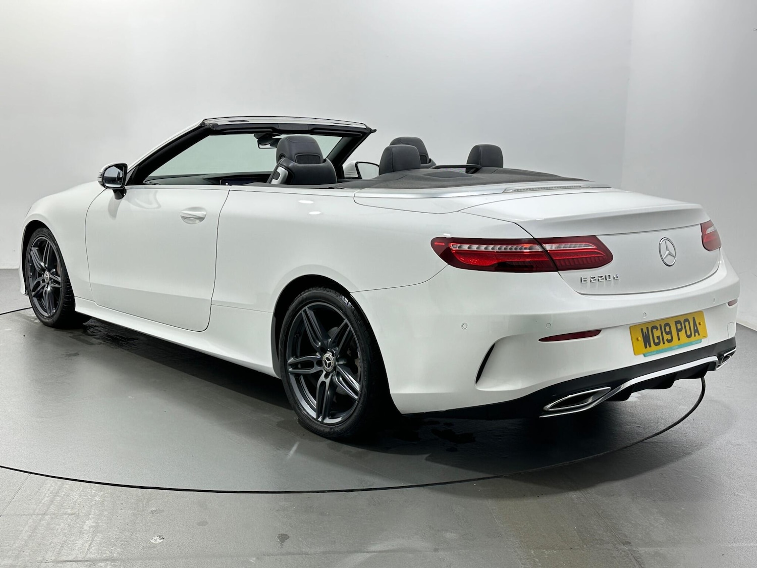 Used Mercedes-Benz E Class 2019 for sale - 76879010: Photo 6