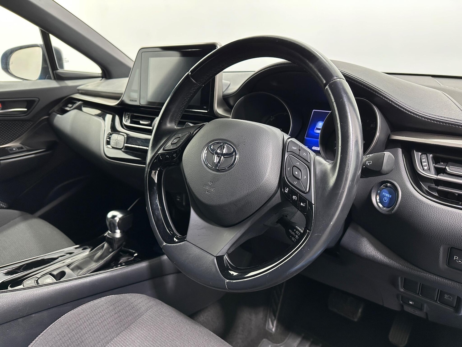 Used Toyota C-HR 2019 for sale - 76878926: Photo 10