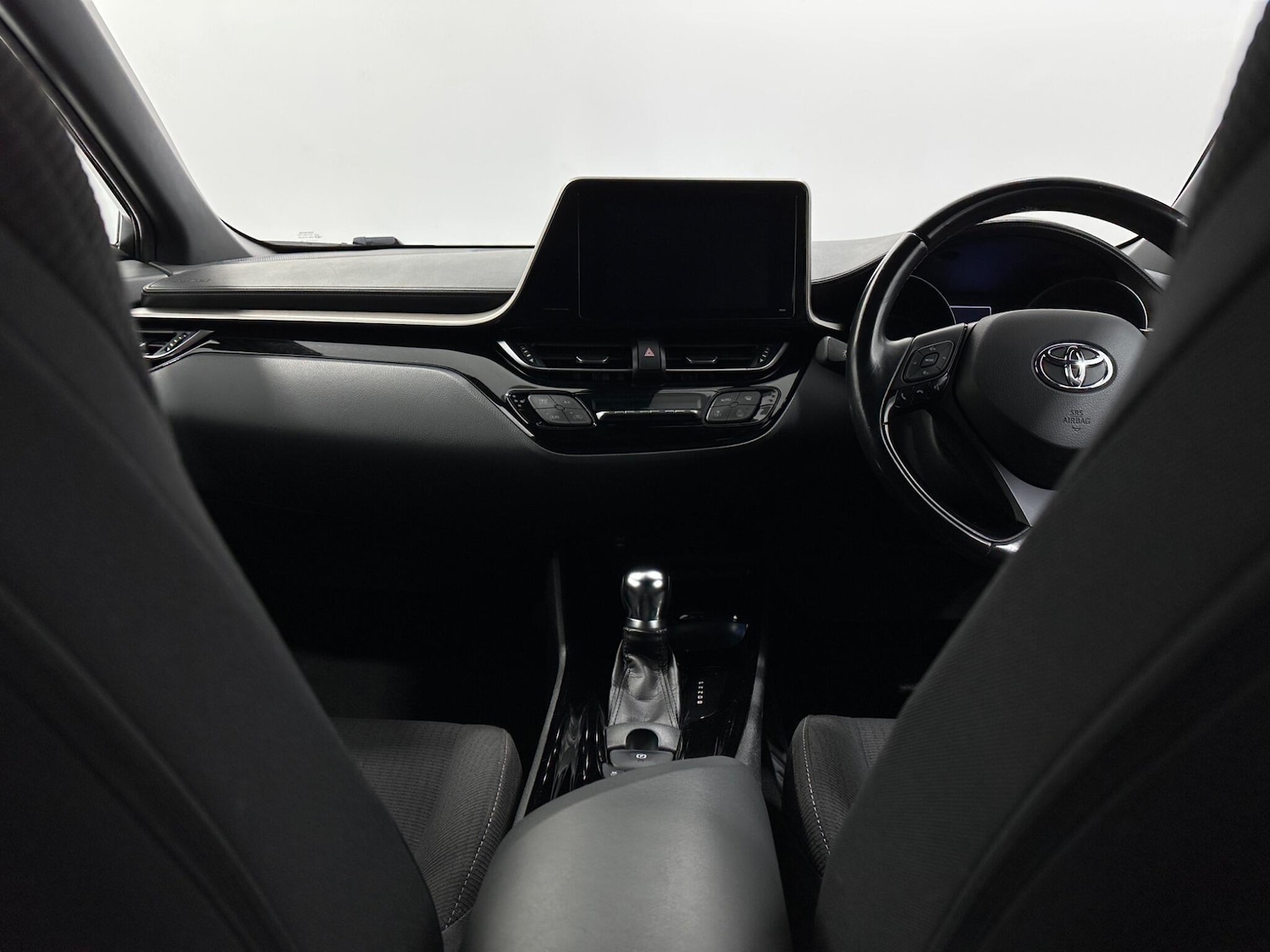 Used Toyota C-HR 2019 for sale - 76878926: Photo 19