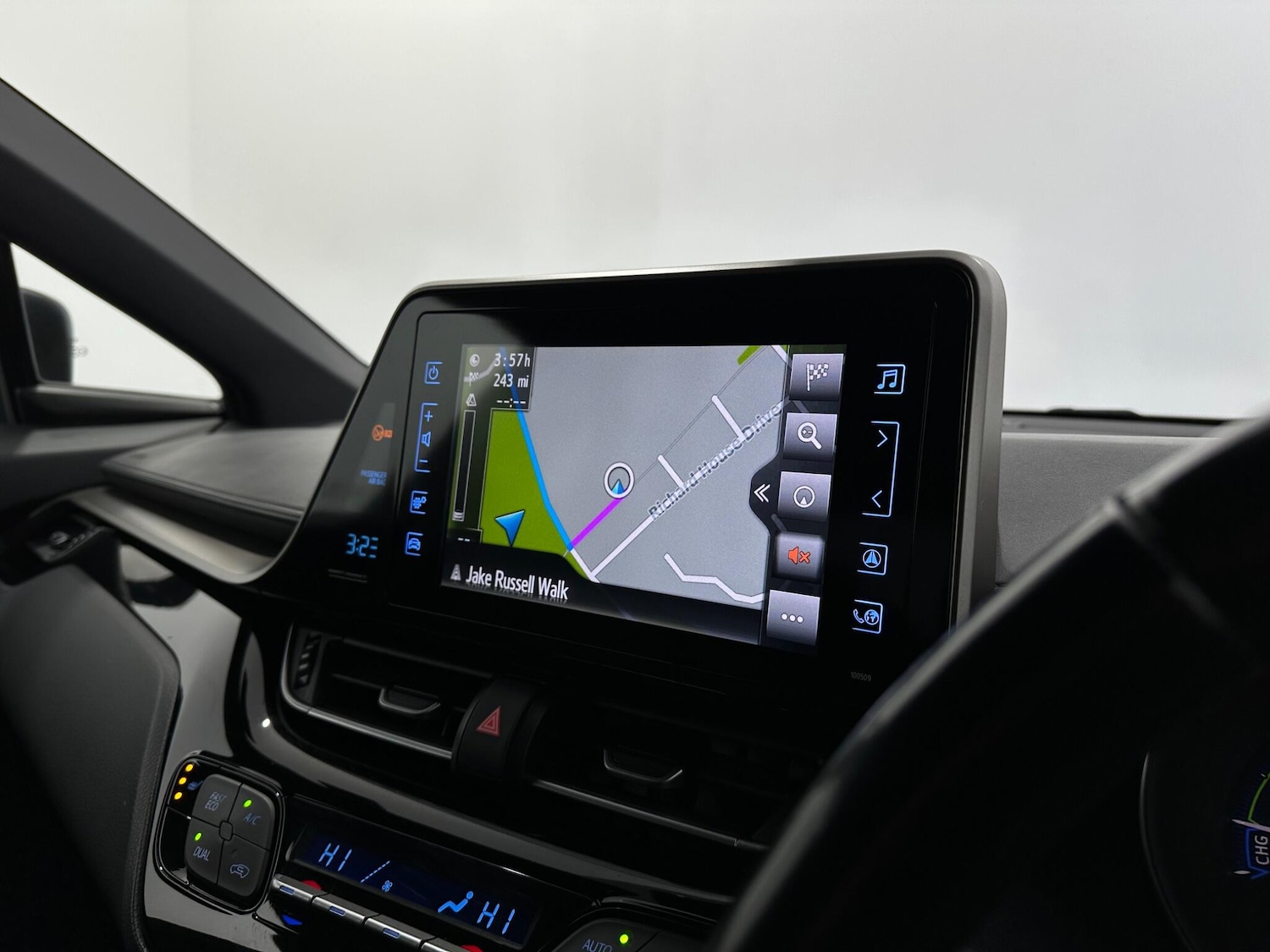 Used Toyota C-HR 2019 for sale - 76878926: Photo 22