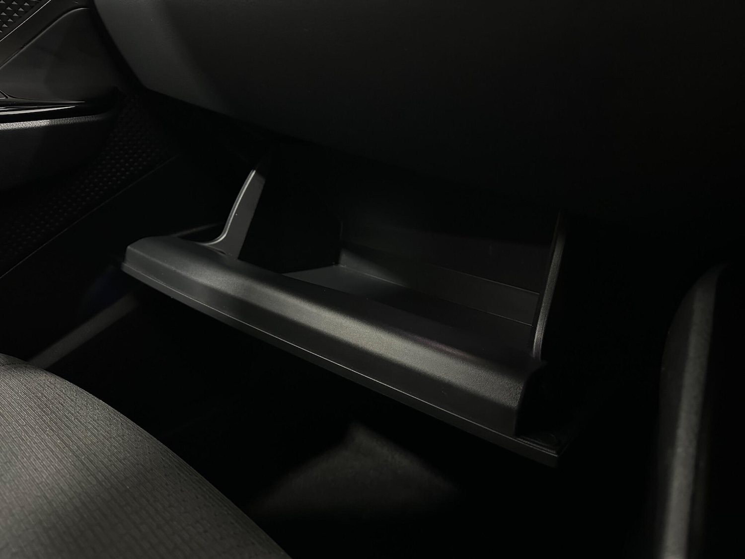 Used Toyota C-HR 2019 for sale - 76878926: Photo 26