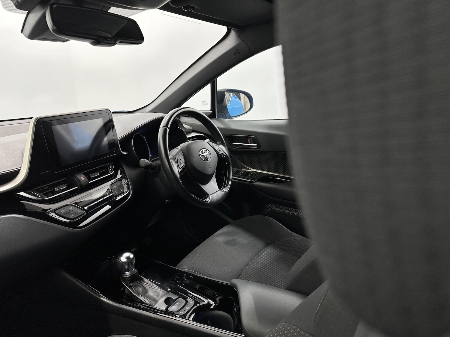 Used Toyota C-HR 2019 for sale - 76878926: Photo 27