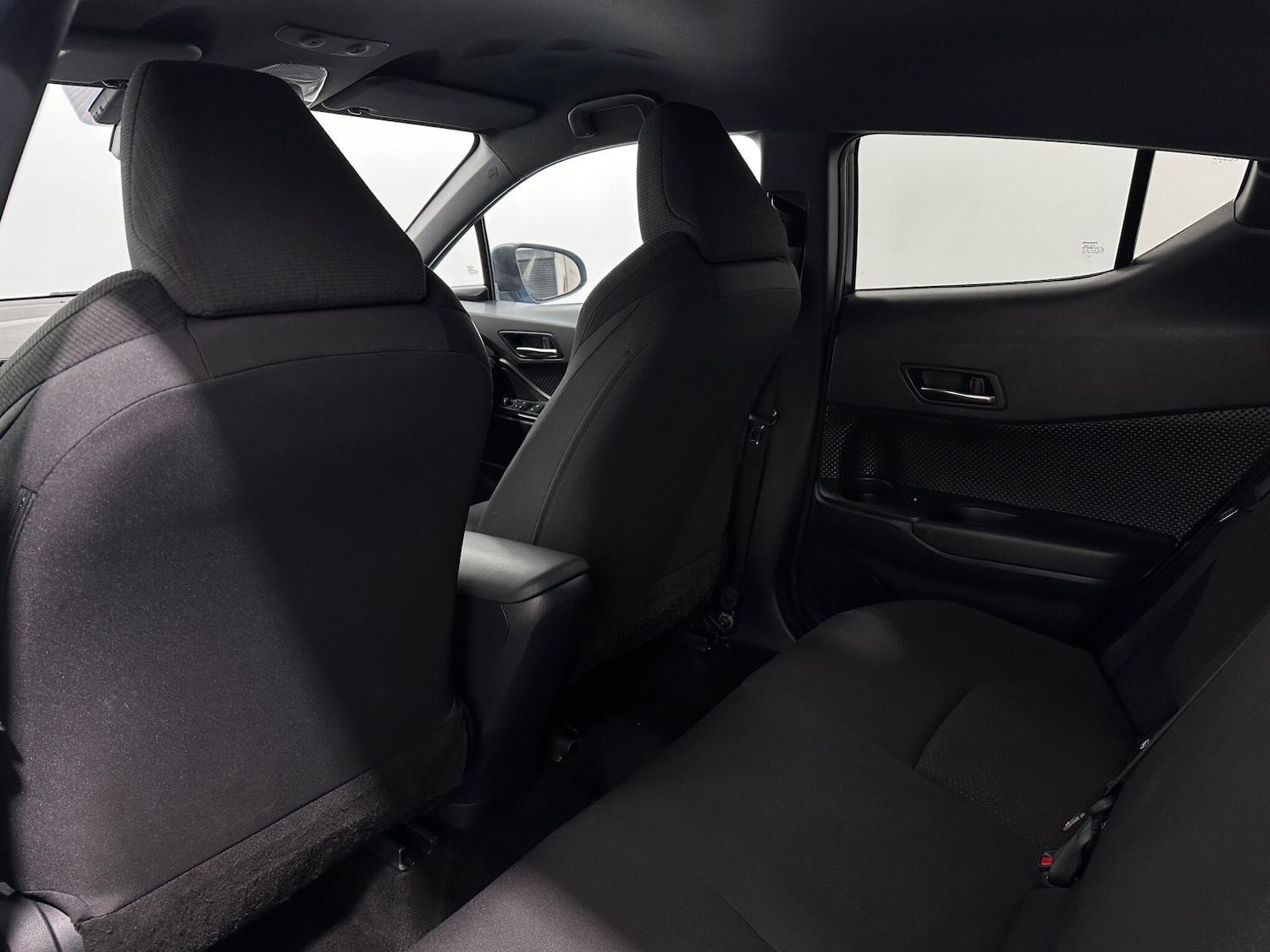 Used Toyota C-HR 2019 for sale - 76878926: Photo 35