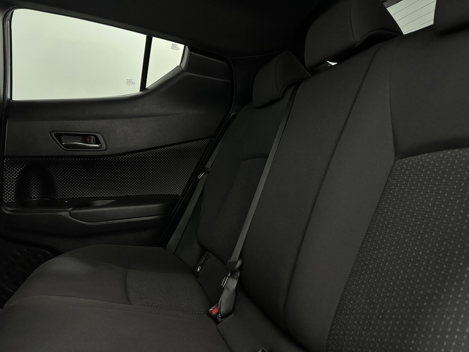 Used Toyota C-HR 2019 for sale - 76878926: Photo 38