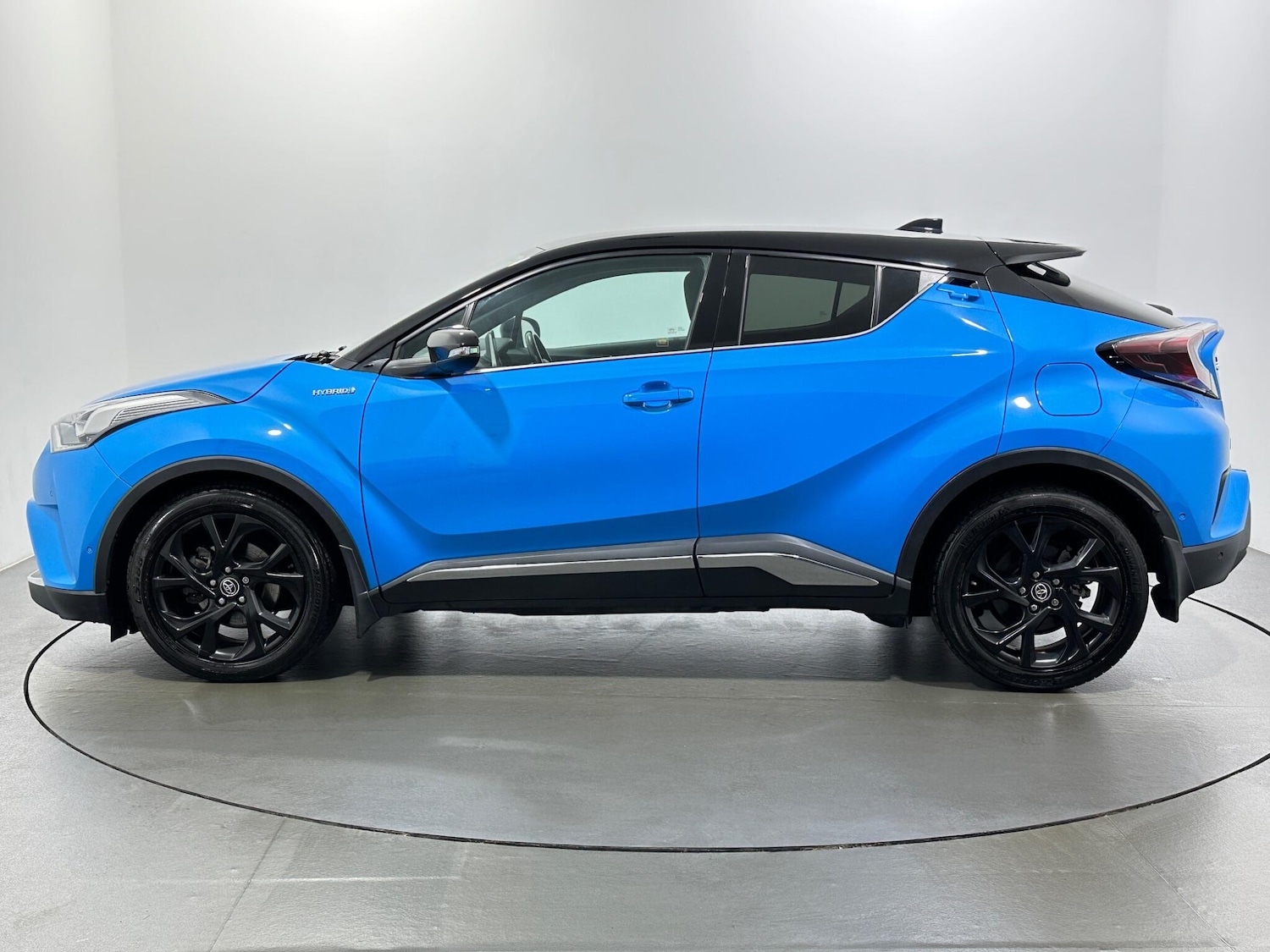 Used Toyota C-HR 2019 for sale - 76878926: Photo 5
