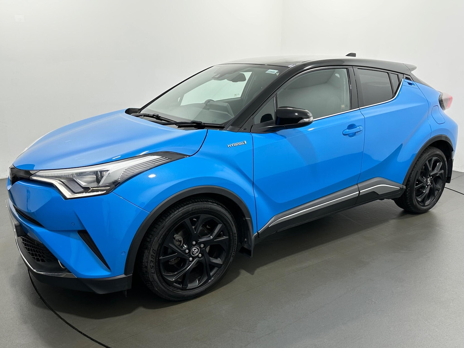 Used Toyota C-HR 2019 for sale - 76878926: Photo 52