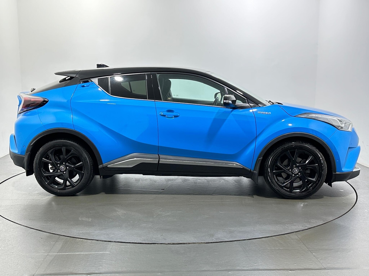 Used Toyota C-HR 2019 for sale - 76878926: Photo 9