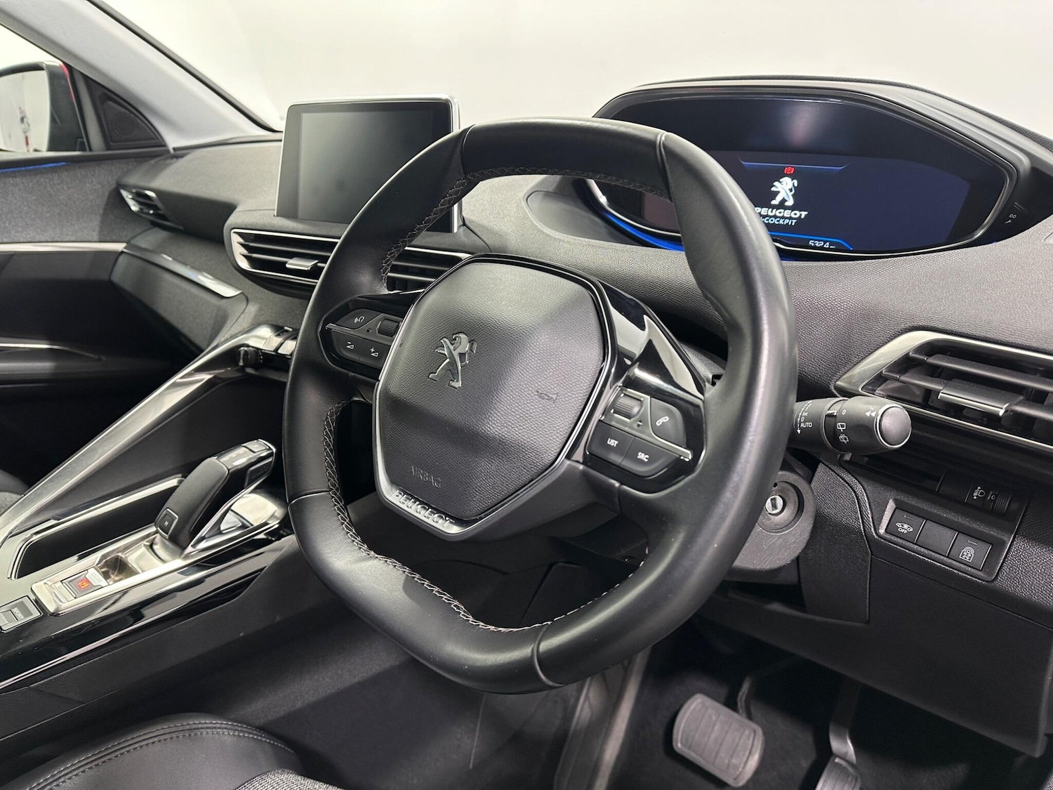 Used Peugeot 3008 2021 for sale - 77066678: Photo 10