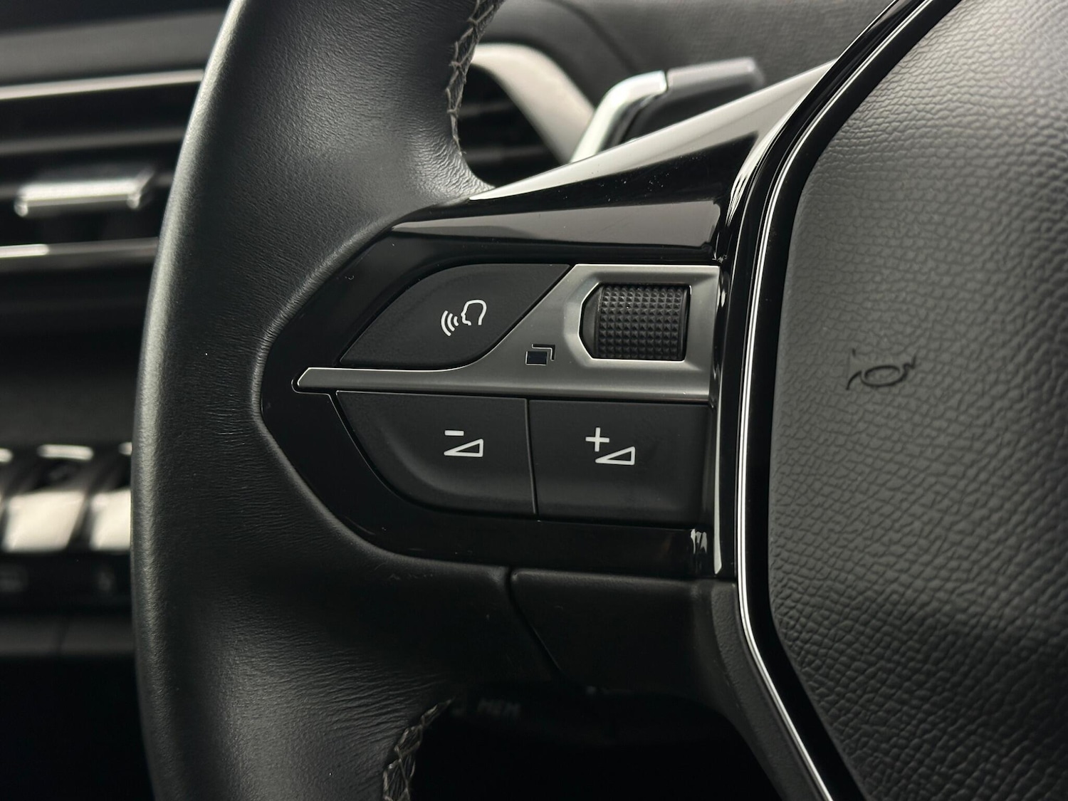 Used Peugeot 3008 2021 for sale - 77066678: Photo 13