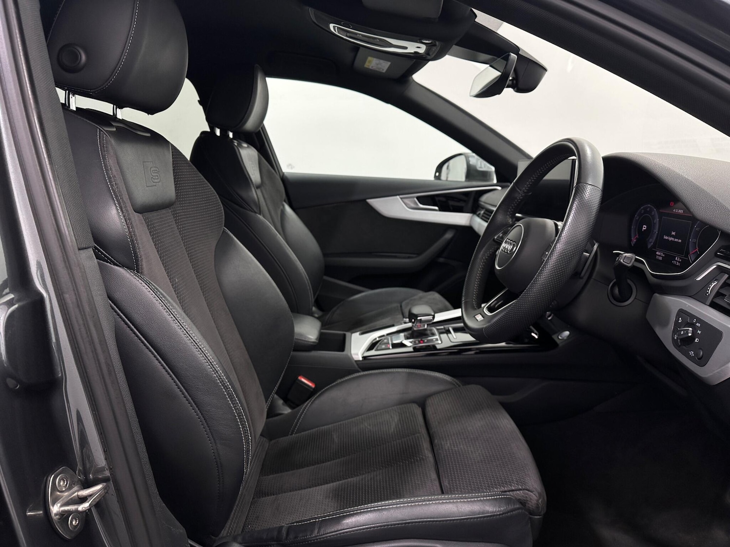 Used Audi A4 2020 for sale - 76878539: Photo 29