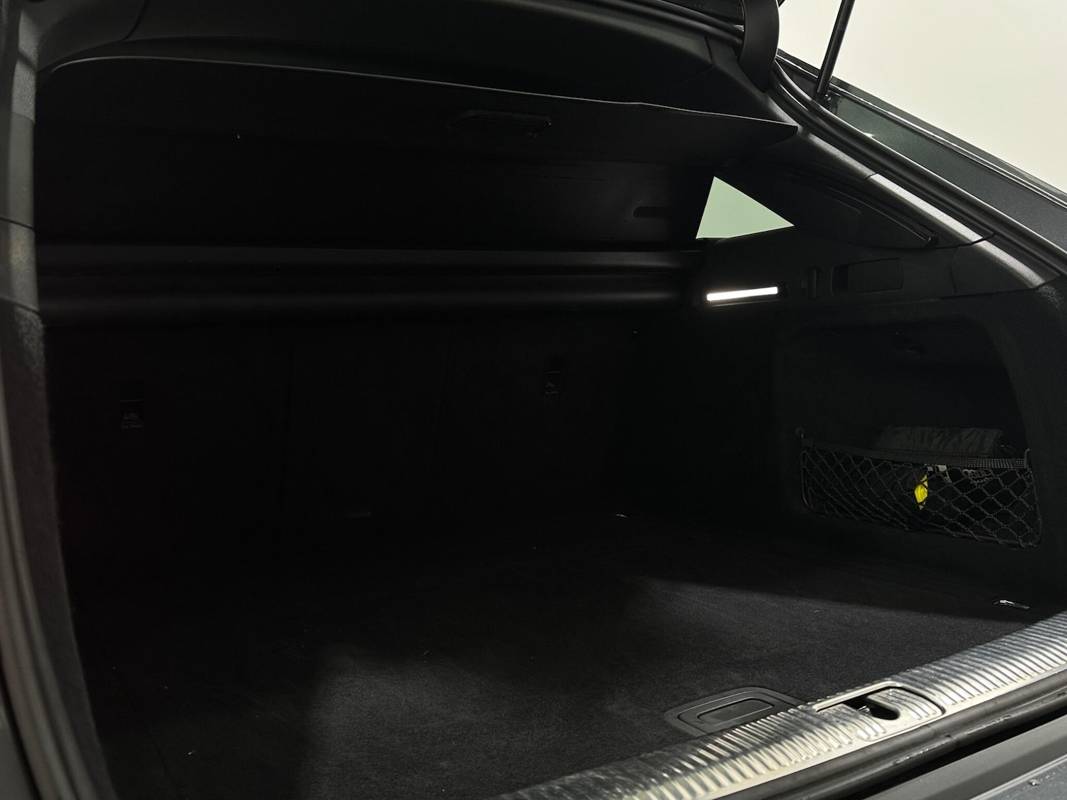 Used Audi A4 2020 for sale - 76878539: Photo 46