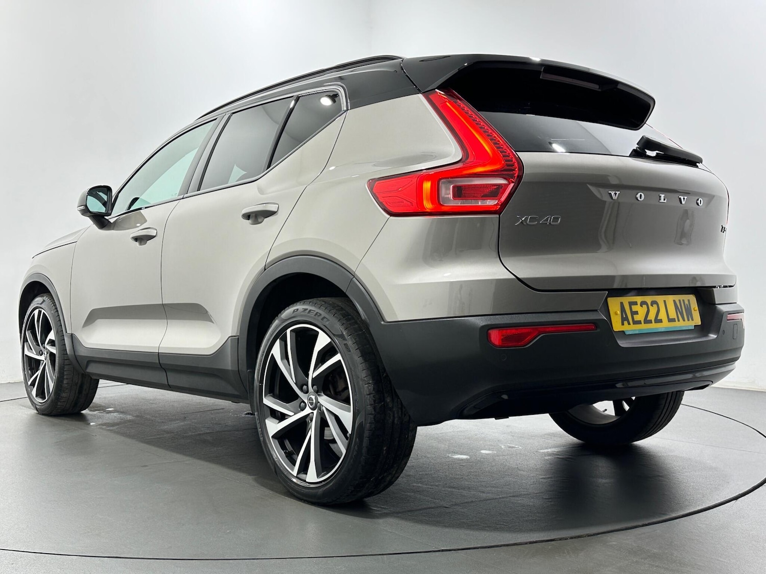 Used Volvo XC40 2022 for sale - 76878472: Photo 49