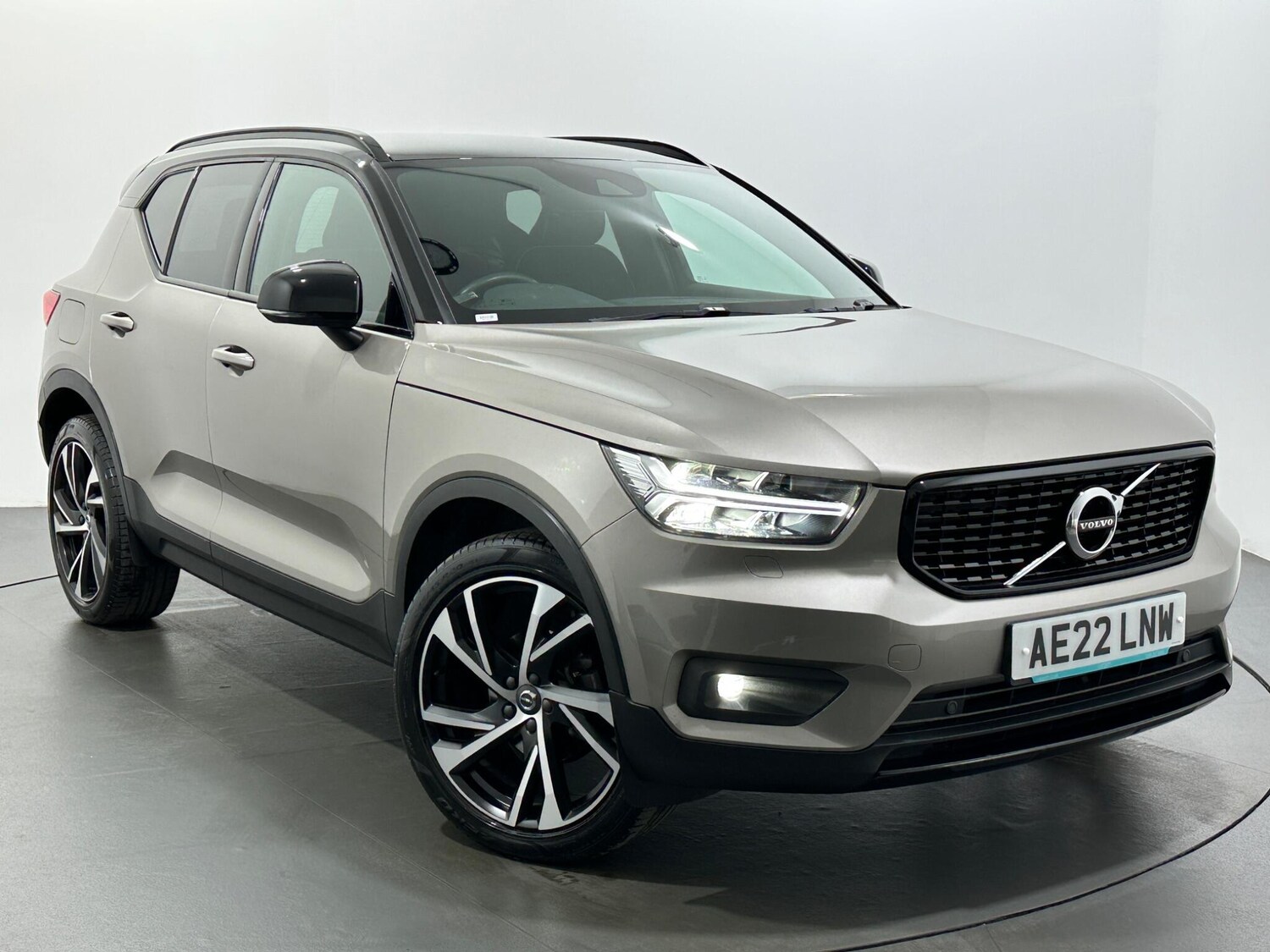 Used Volvo XC40 2022 for sale - 76878472: Photo 55