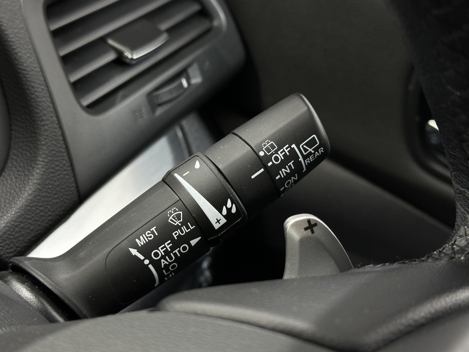 Used Honda CR-V 2018 for sale - 78156563: Photo 17