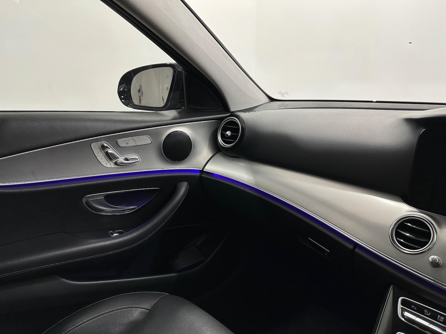 Used Mercedes-Benz E Class 2017 for sale - 77978414: Photo 28