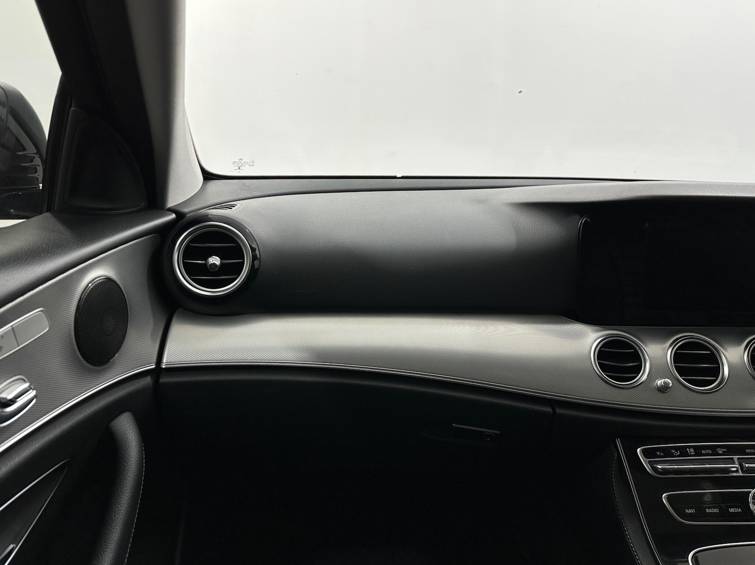 Used Mercedes-Benz E Class 2017 for sale - 77978414: Photo 30