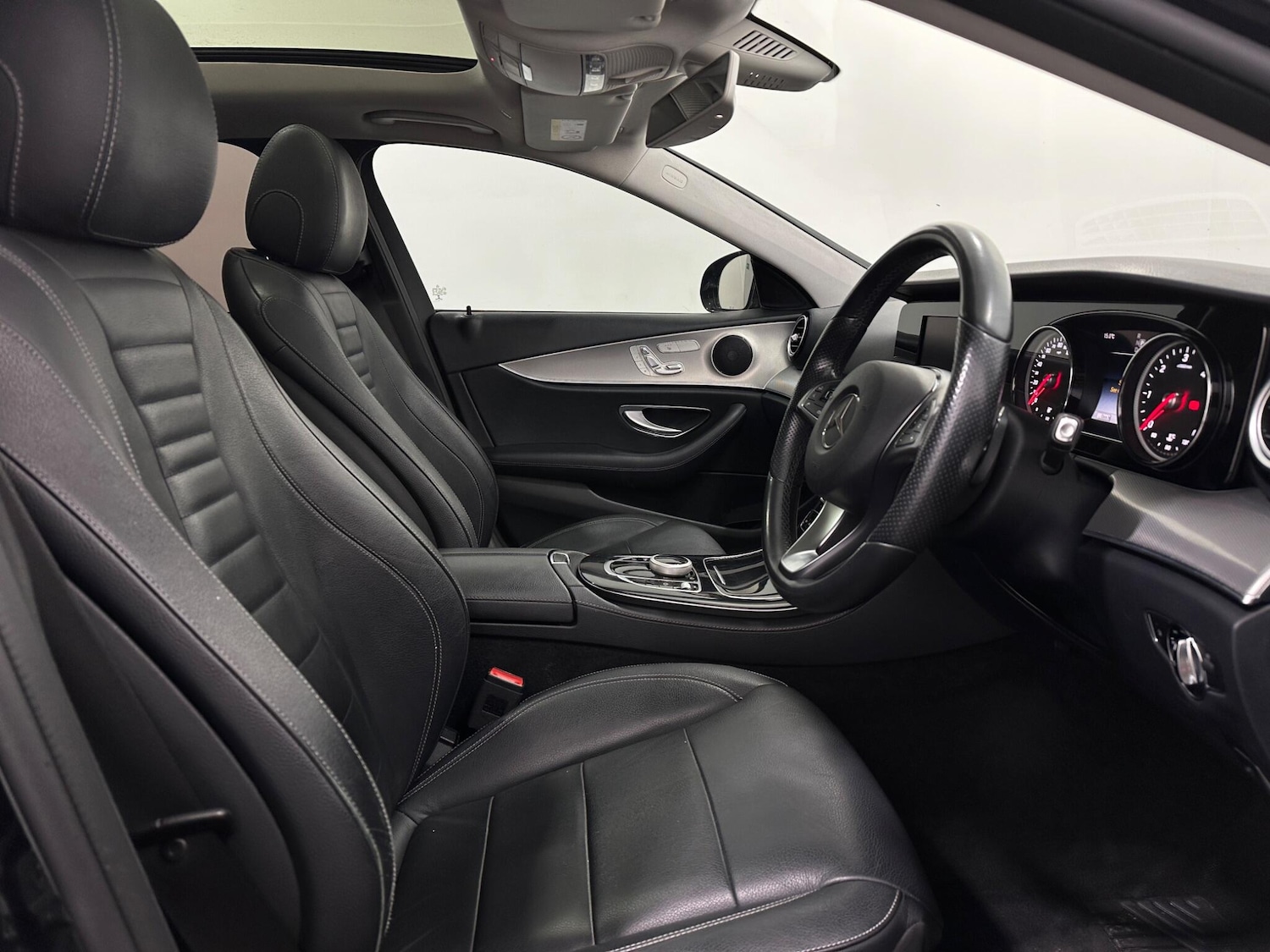 Used Mercedes-Benz E Class 2017 for sale - 77978414: Photo 33