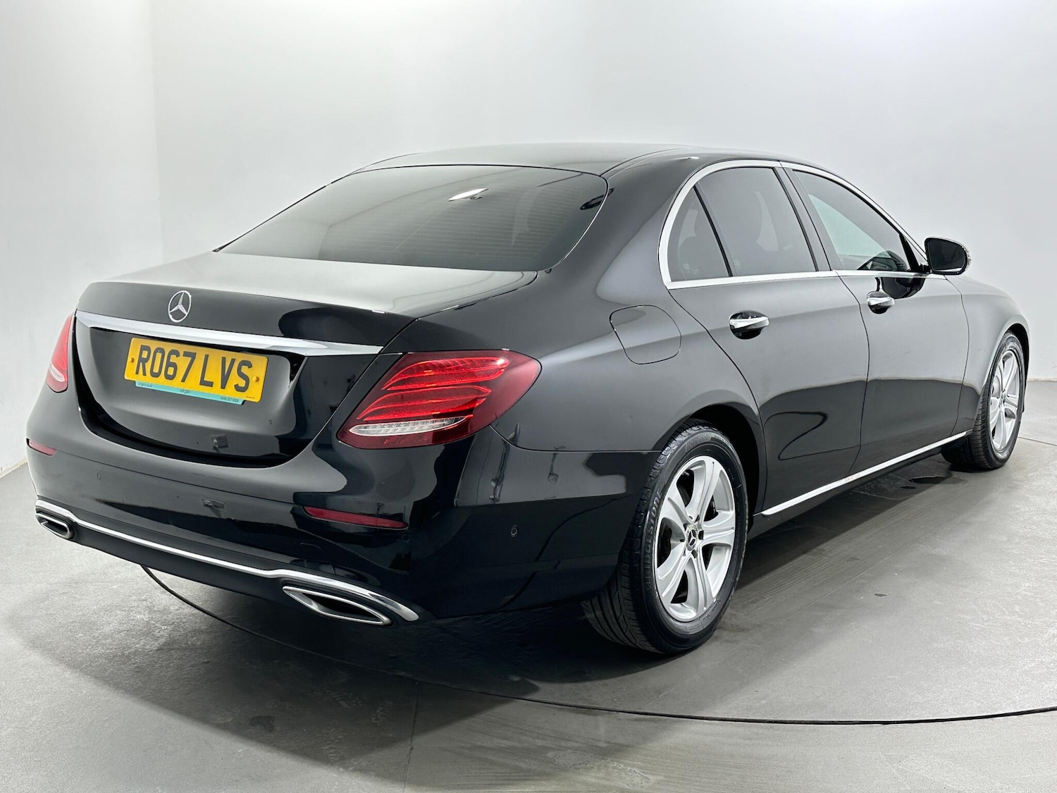 Used Mercedes-Benz E Class 2017 for sale - 77978414: Photo 8