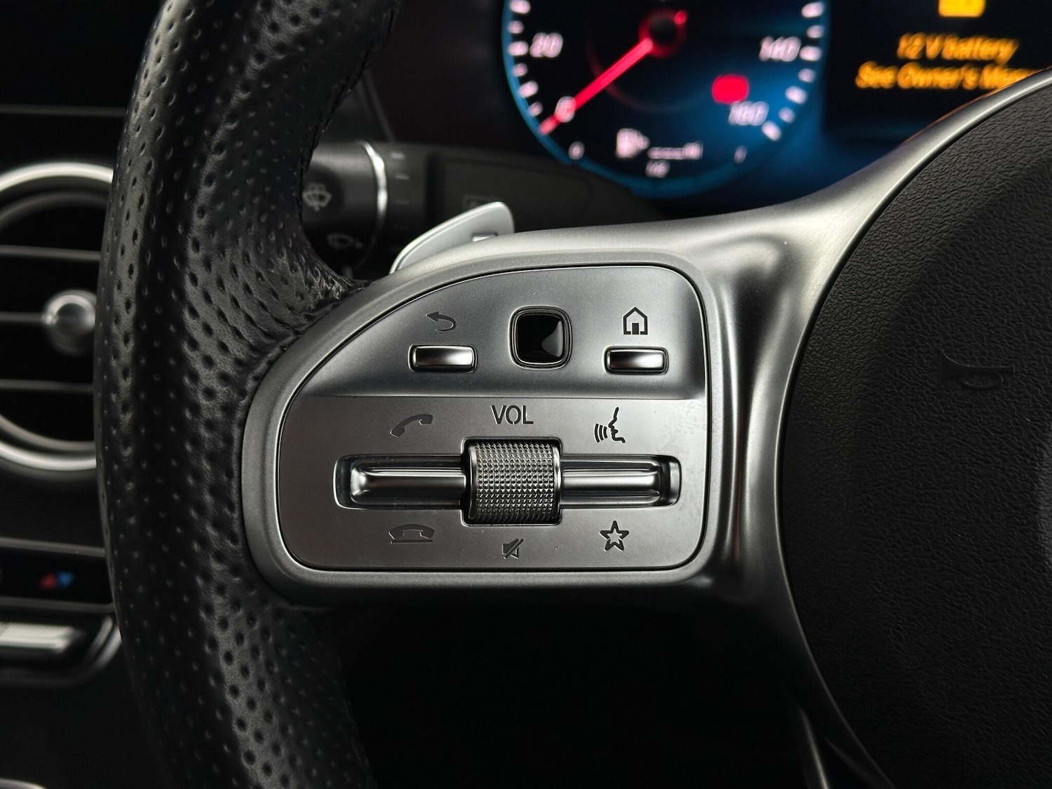 Used Mercedes-Benz C Class 2018 for sale - 77162905: Photo 14