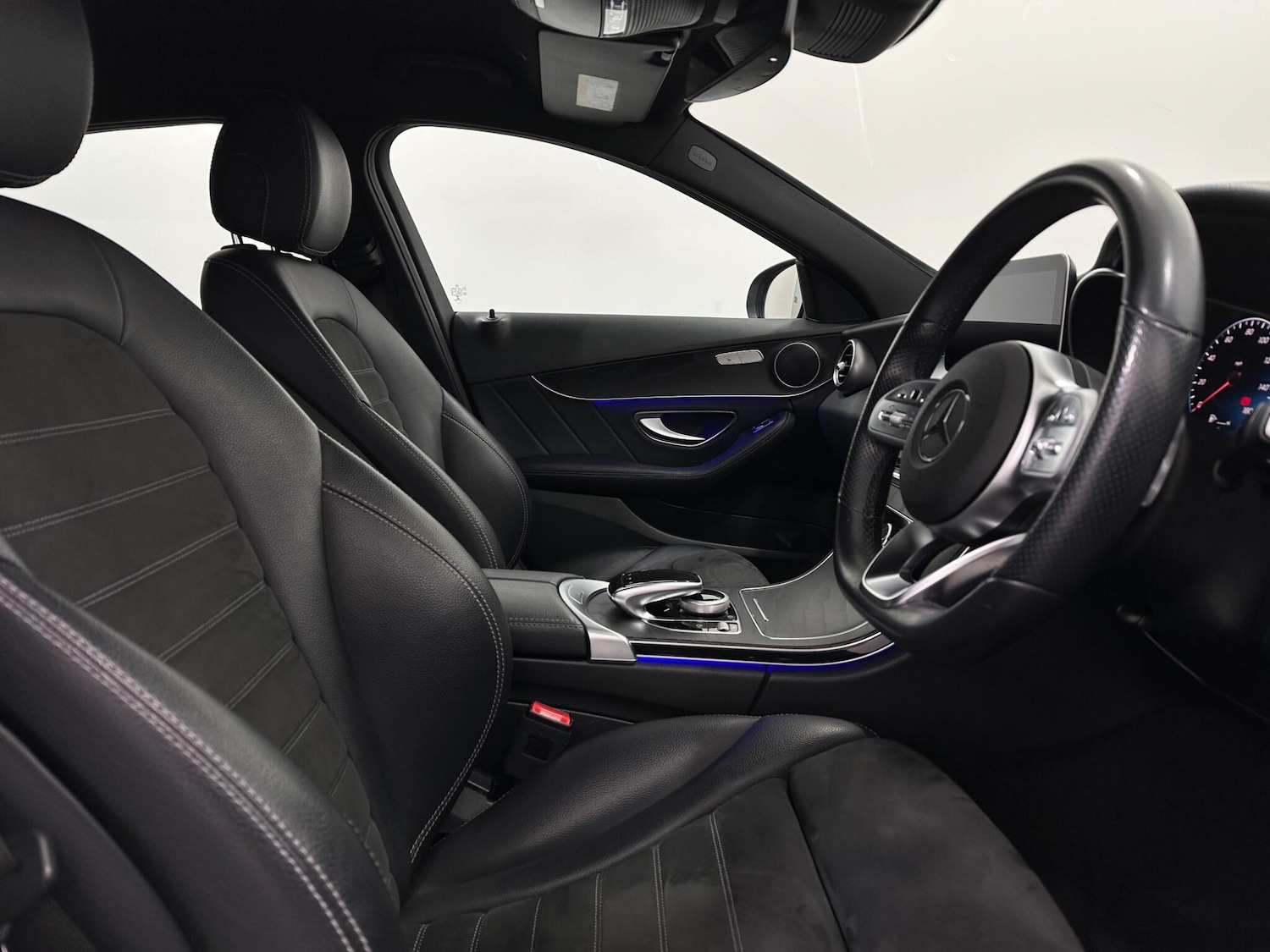 Used Mercedes-Benz C Class 2018 for sale - 77162905: Photo 32