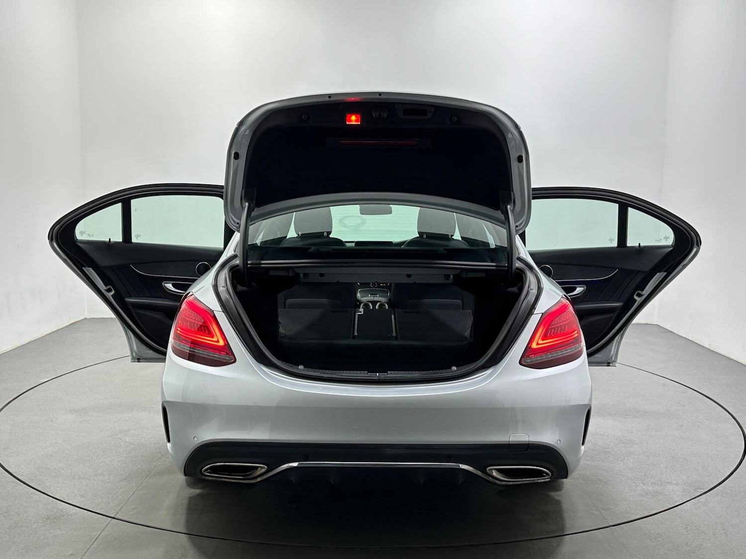 Used Mercedes-Benz C Class 2018 for sale - 77162905: Photo 44