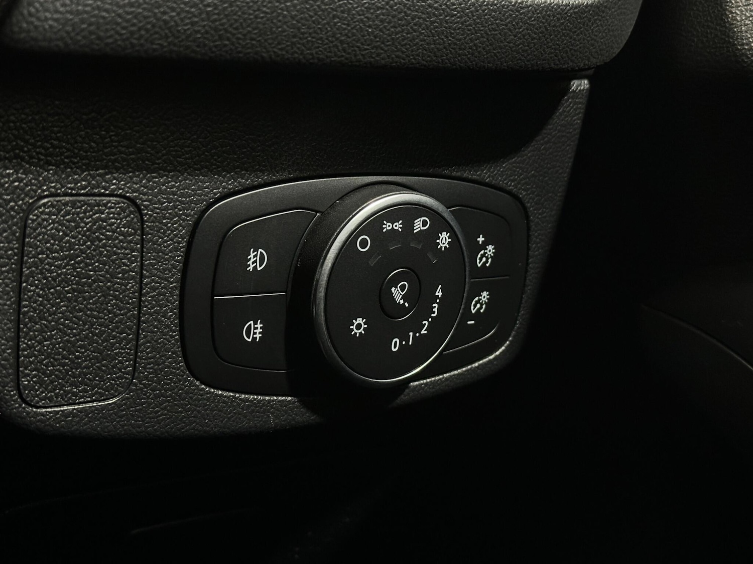 Used Ford Focus 2019 for sale - 76879013: Photo 17