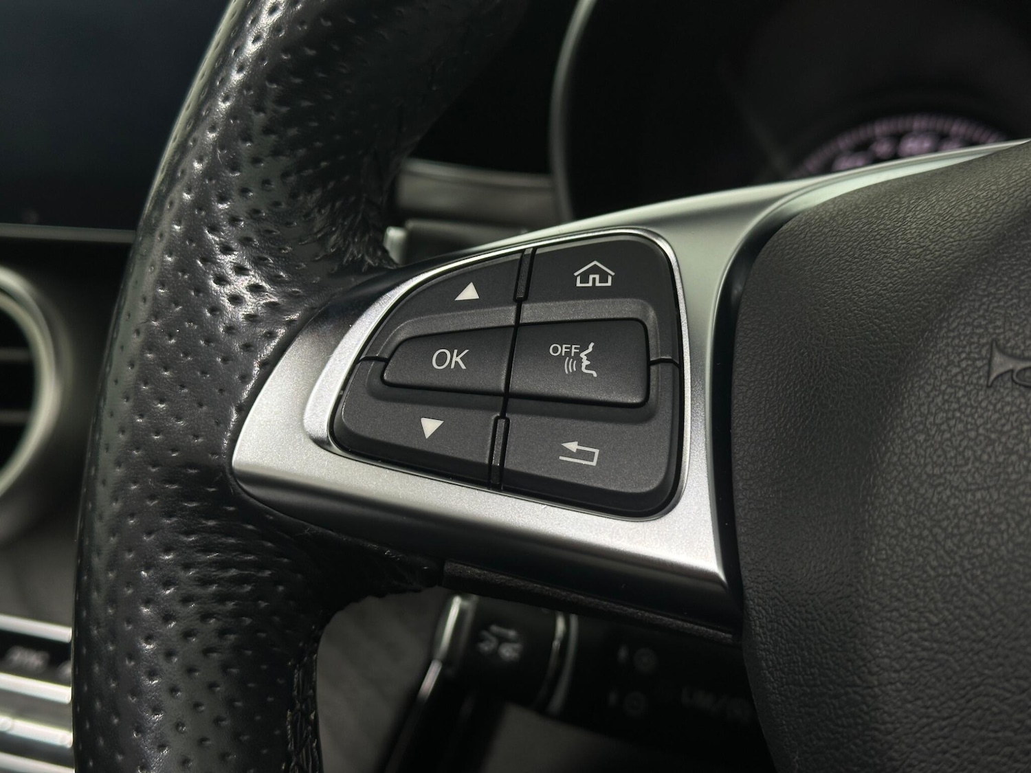 Used Mercedes-Benz C Class 2018 for sale - 77230194: Photo 14