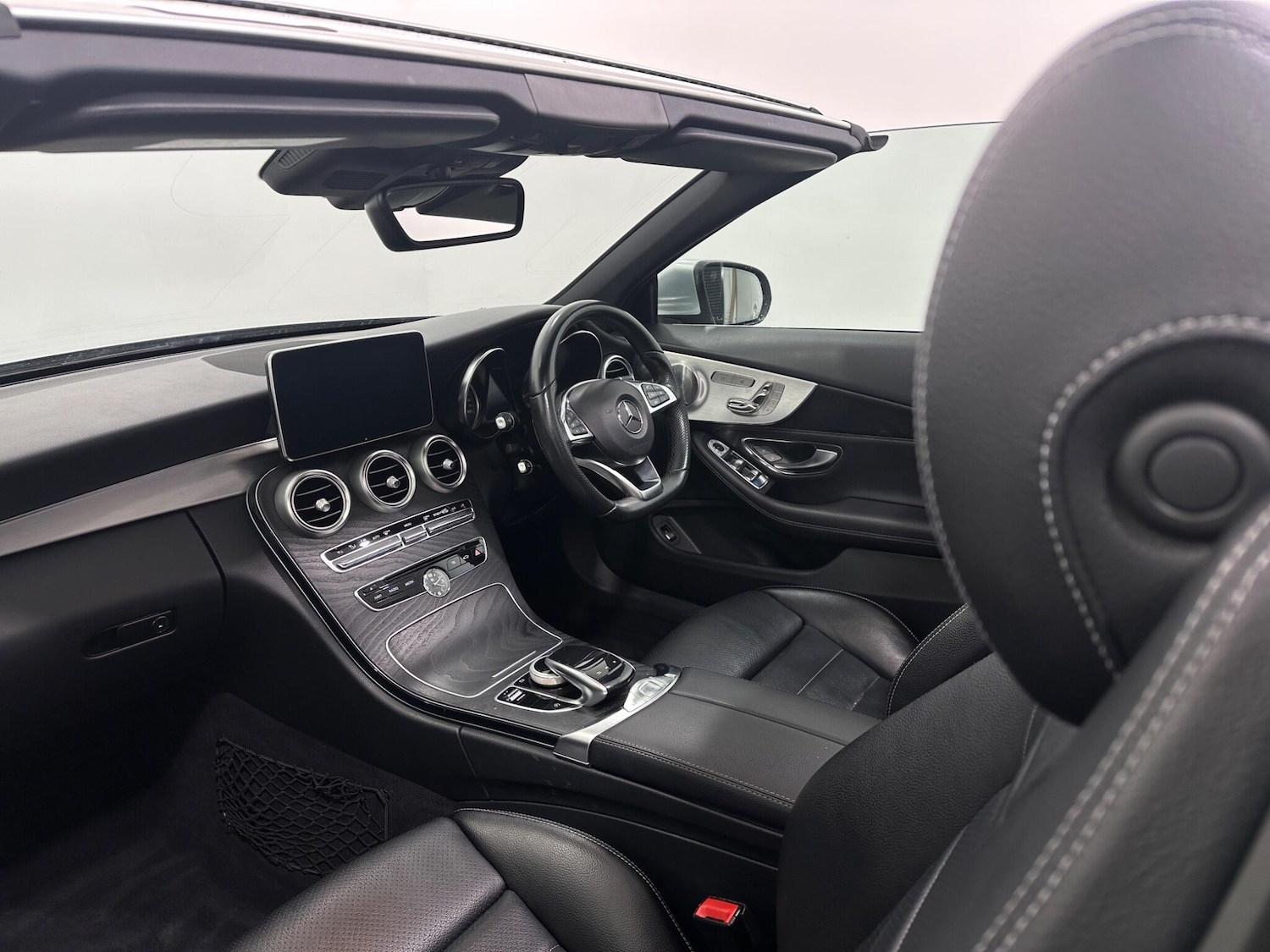 Used Mercedes-Benz C Class 2018 for sale - 77230194: Photo 32