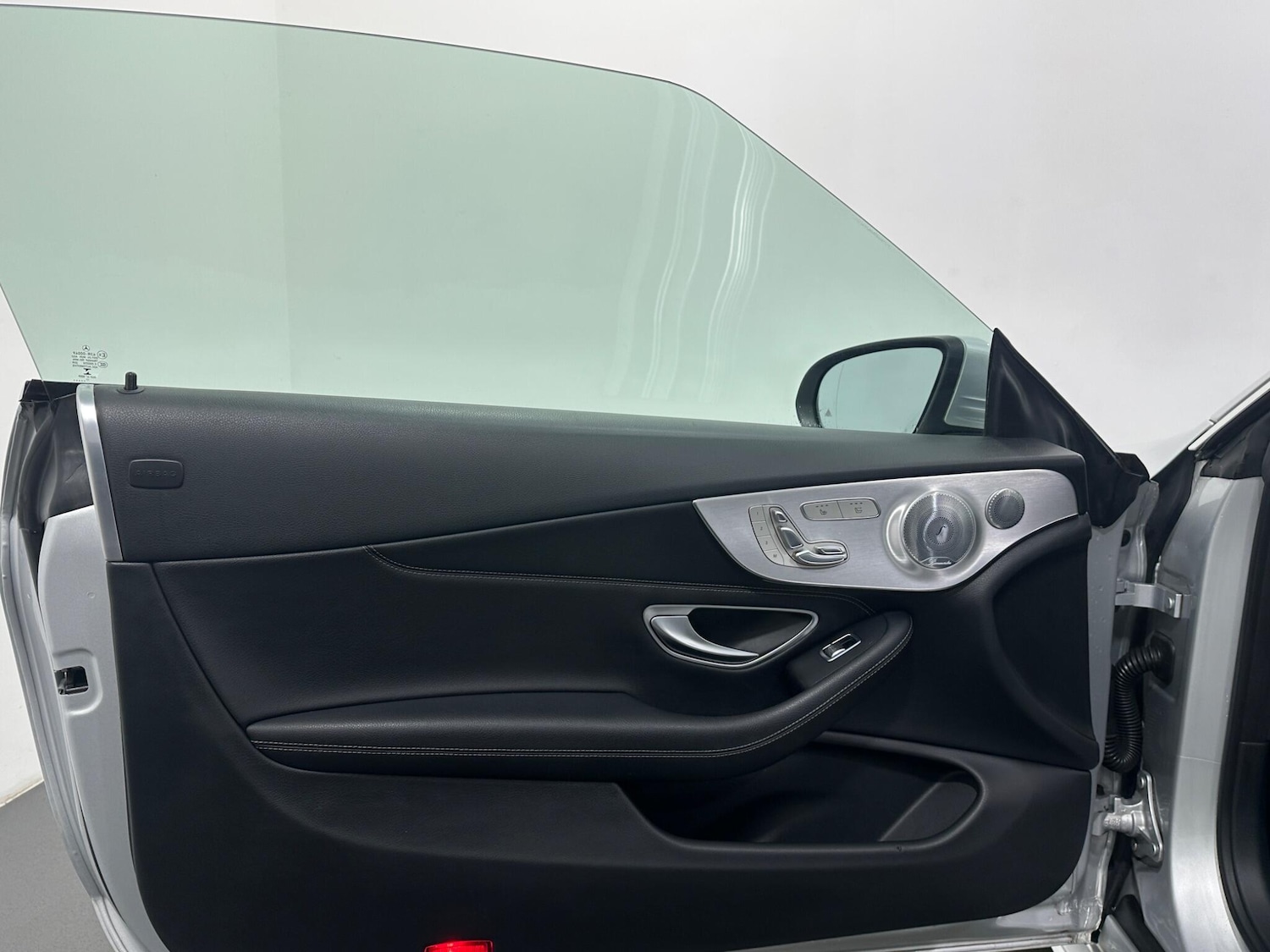 Used Mercedes-Benz C Class 2018 for sale - 77230194: Photo 40