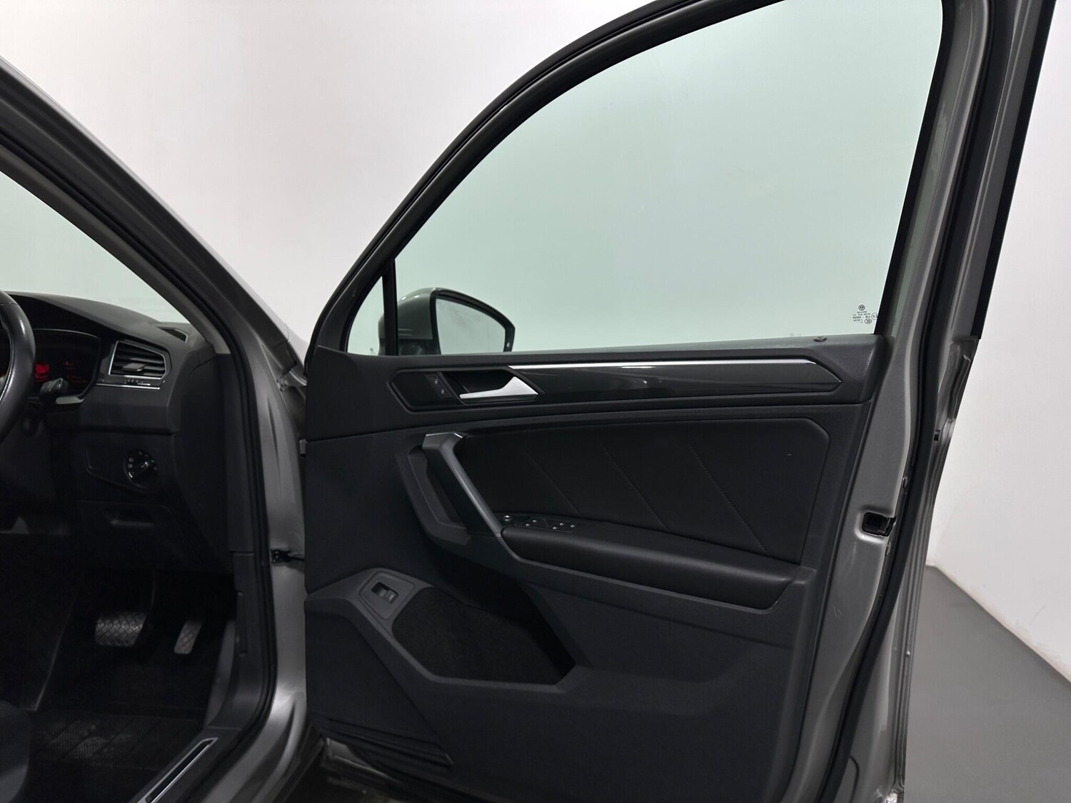 Used Volkswagen Tiguan for sale - 78020311: Photo 34