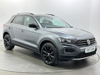 Used Volkswagen T-Roc 2021 for sale - 78447800: Photo