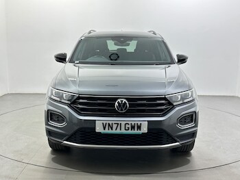 Used Volkswagen T-Roc 2021 for sale - 78447800: Photo