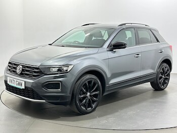 Used Volkswagen T-Roc 2021 for sale - 78447800: Photo