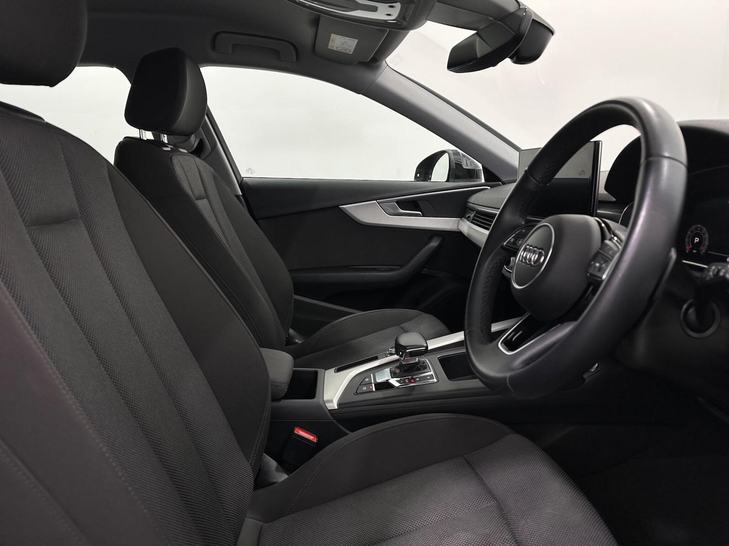 Used Audi A4 Avant for sale - 77424930: Photo 32