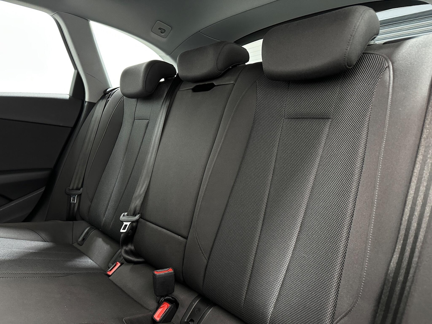 Used Audi A4 Avant for sale - 77424930: Photo 39