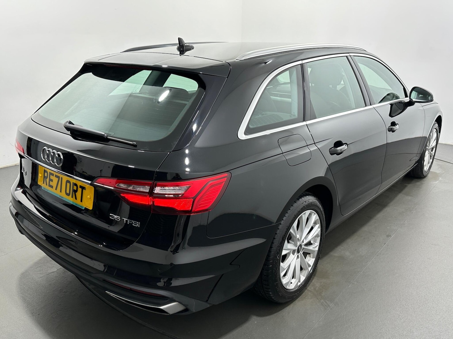 Used Audi A4 Avant for sale - 77424930: Photo 52