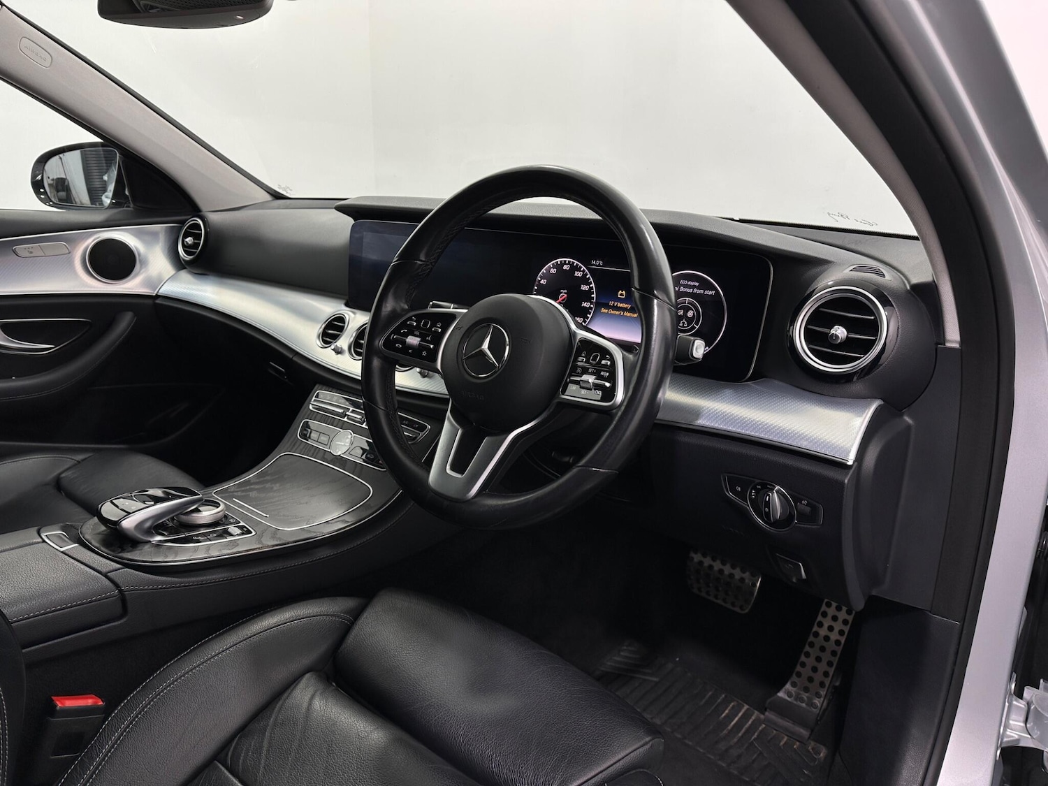 Used Mercedes-Benz E Class 2020 for sale - 76953220: Photo 10