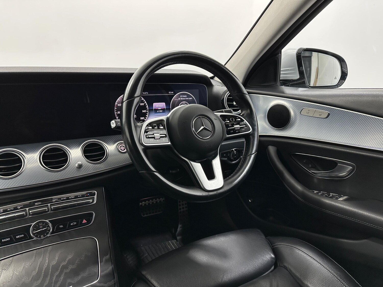 Used Mercedes-Benz E Class 2020 for sale - 76953220: Photo 11