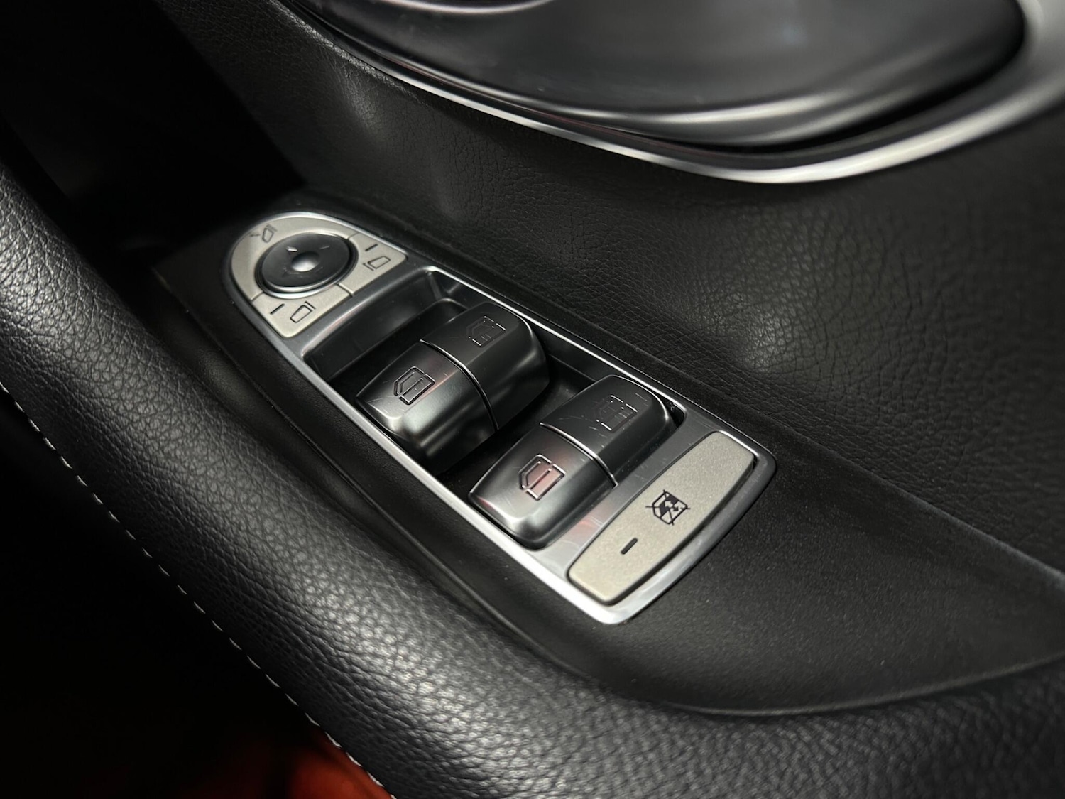 Used Mercedes-Benz E Class 2020 for sale - 76953220: Photo 19