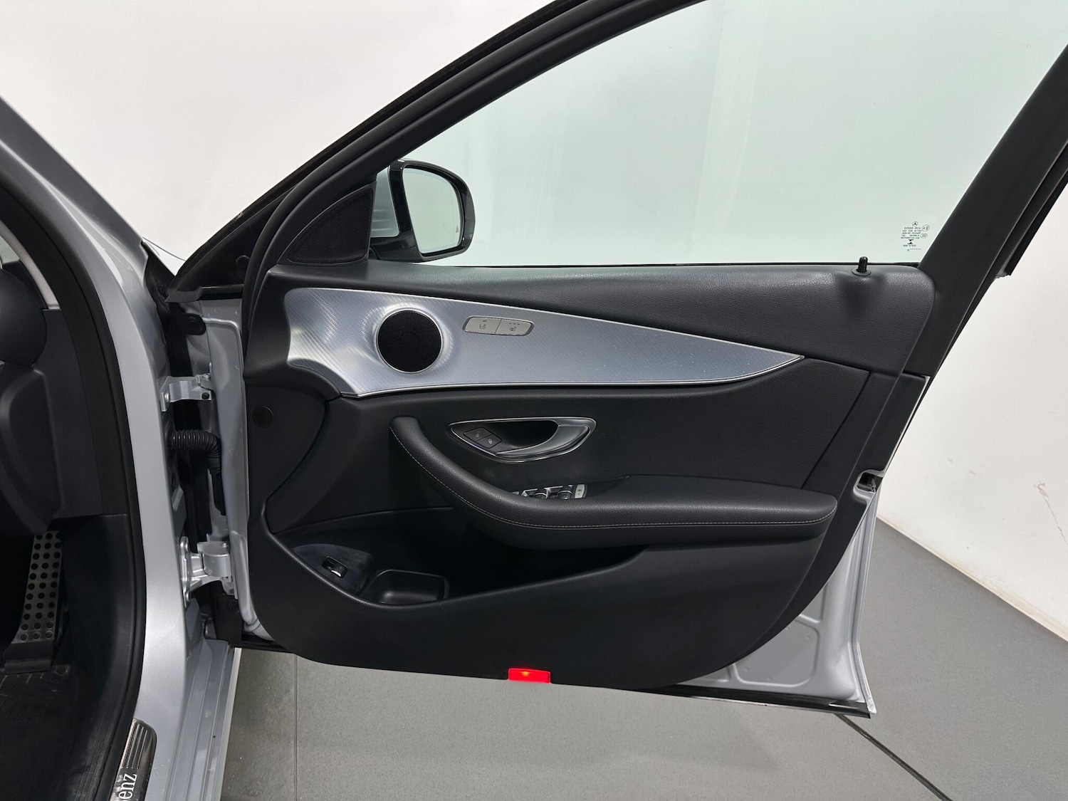 Used Mercedes-Benz E Class 2020 for sale - 76953220: Photo 33