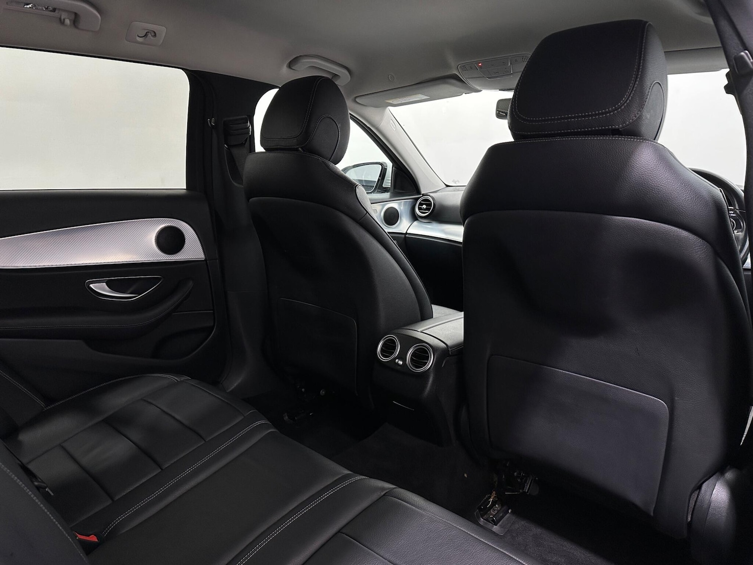 Used Mercedes-Benz E Class 2020 for sale - 76953220: Photo 40